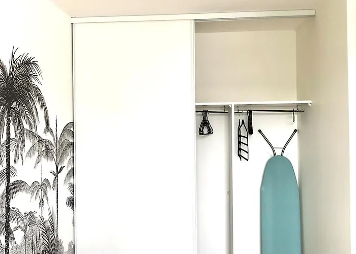 La Gariguette-parking Prive-balcon Apartmán *